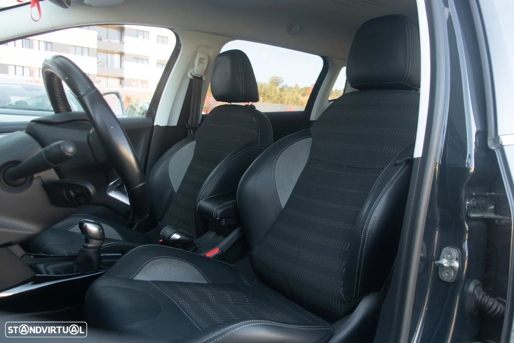 Peugeot 2008 1.6 BlueHDi Allure - 8