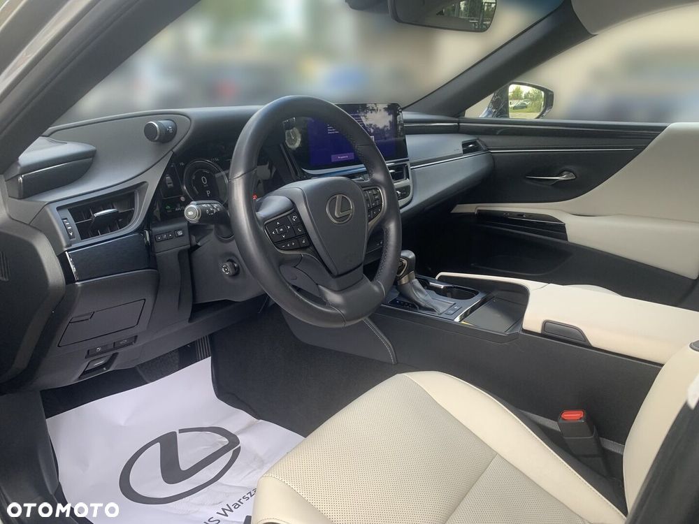 Lexus ES 300h Business Edition - 14