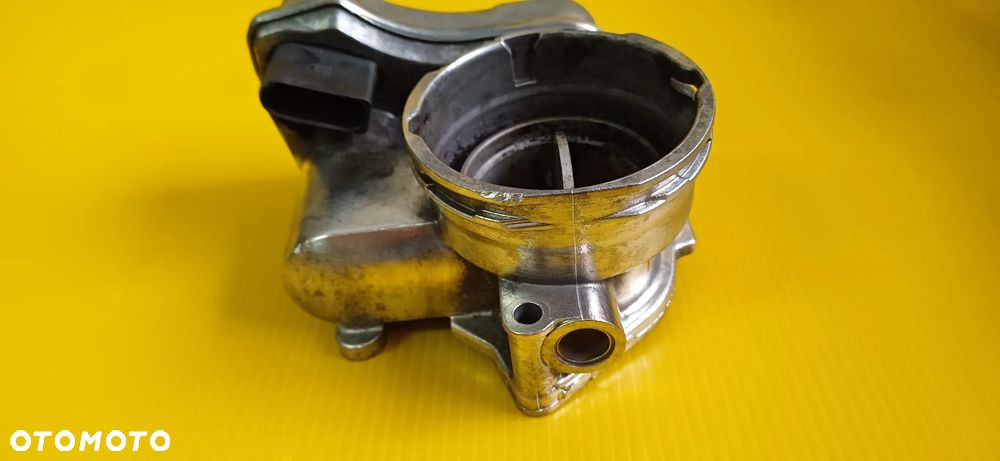 Przepustnica 03G128063B 2,0TDI BKP BMR - 3