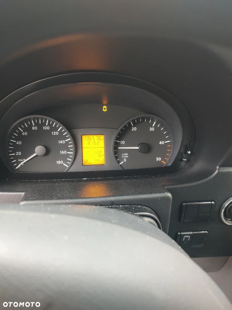 Mercedes-Benz Sprinter - 6