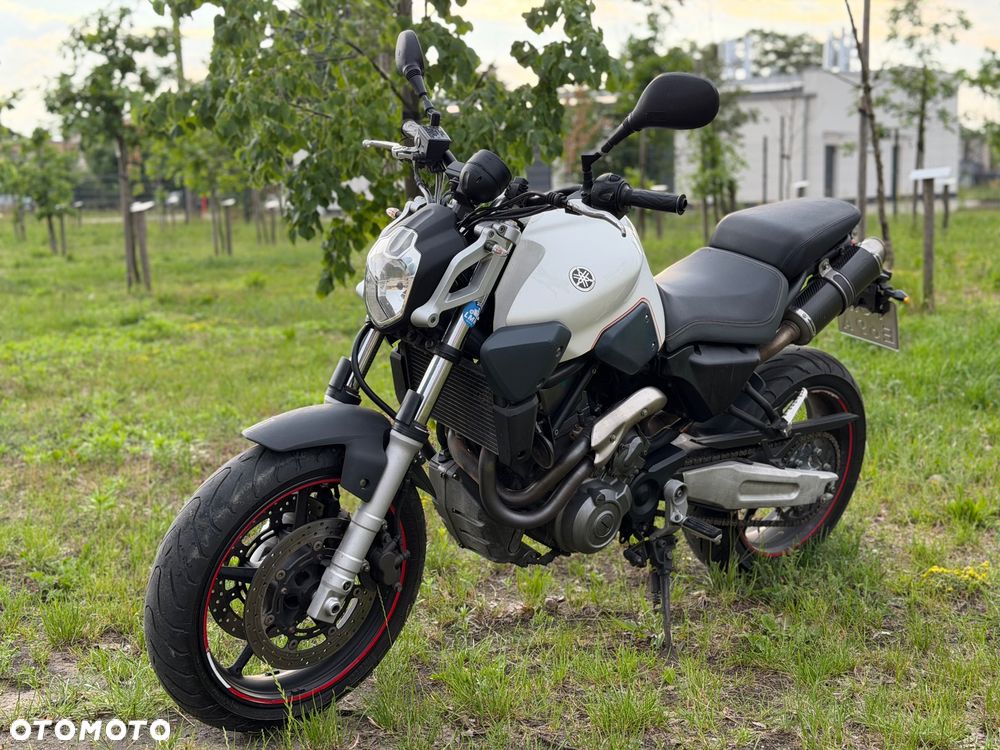 Yamaha MT - 3