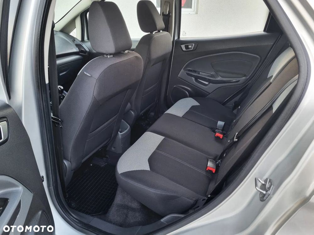 Ford EcoSport 1.5 TDCi TITANIUM - 13