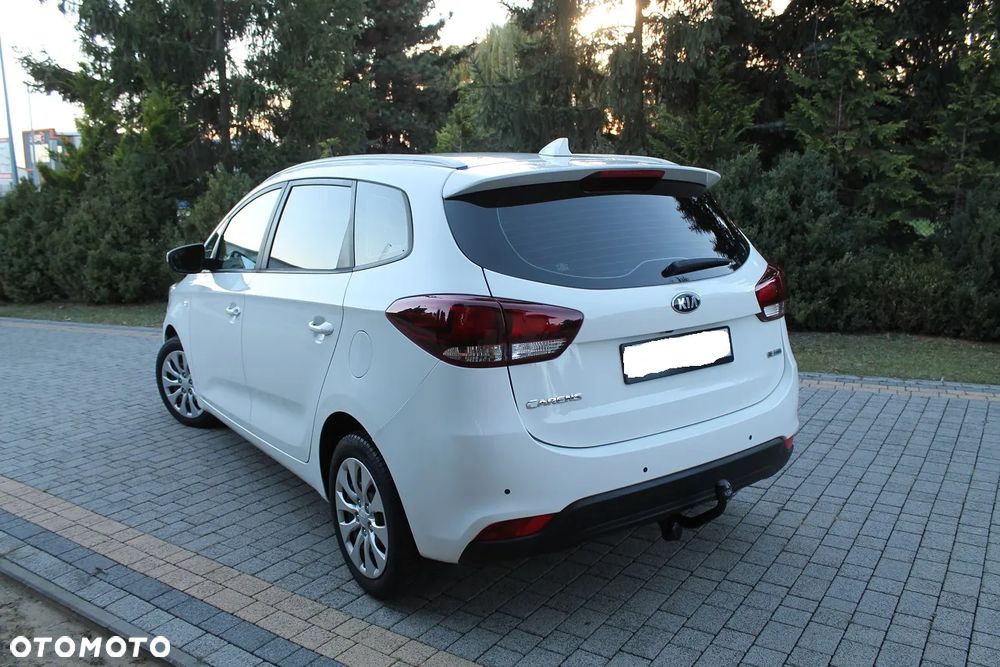 Kia Carens 2018 photo 3