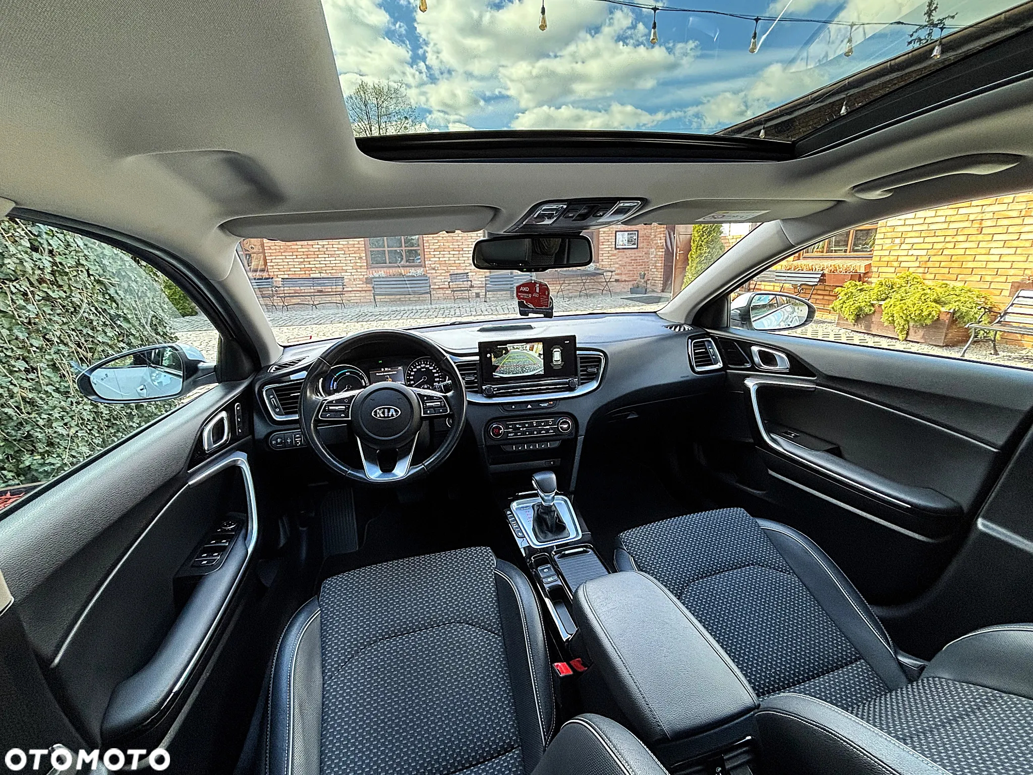 Kia Ceed SW 1.6 GDI DCT OPF Plug-in-Hybrid Platinum Edition - 30