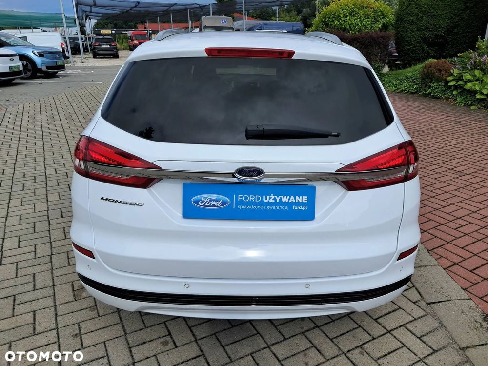 Ford Mondeo 2.0 Hybrid Titanium - 12