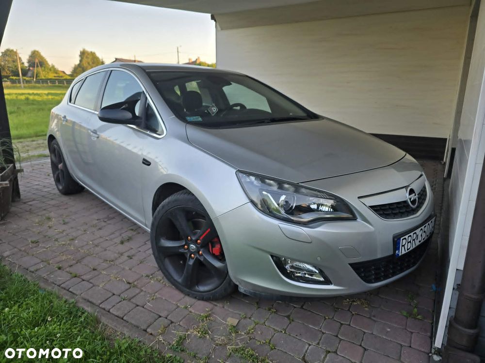 Opel Astra - 1