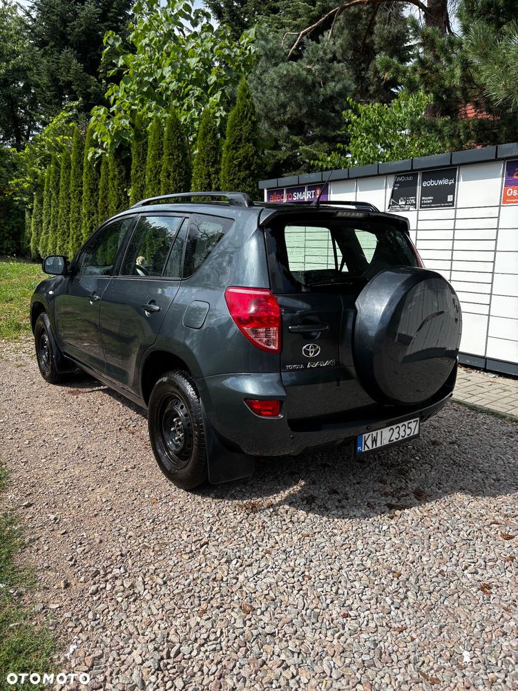 Toyota RAV4 2.2 D-4D Luna - 4