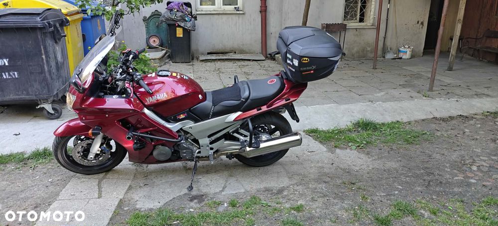 Yamaha FJR - 10