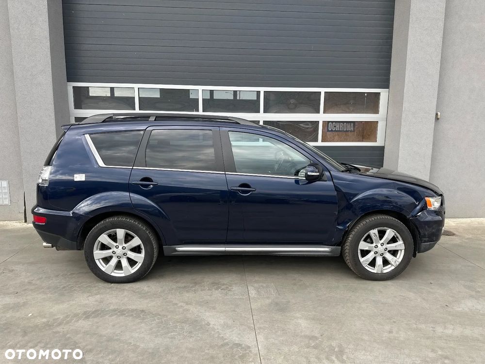 Mitsubishi Outlander 2.2 DID Intense + EU5 - 1