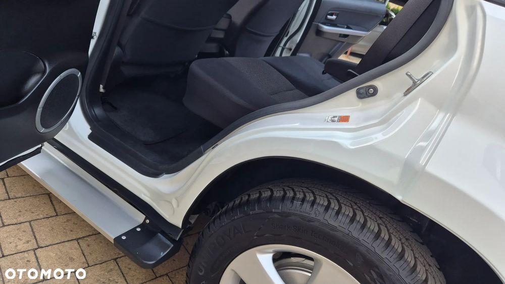 Suzuki Grand Vitara 2.0 Comfort - 27