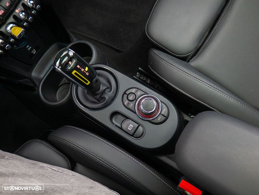 MINI 3 Portas Cooper SE Yours - 23