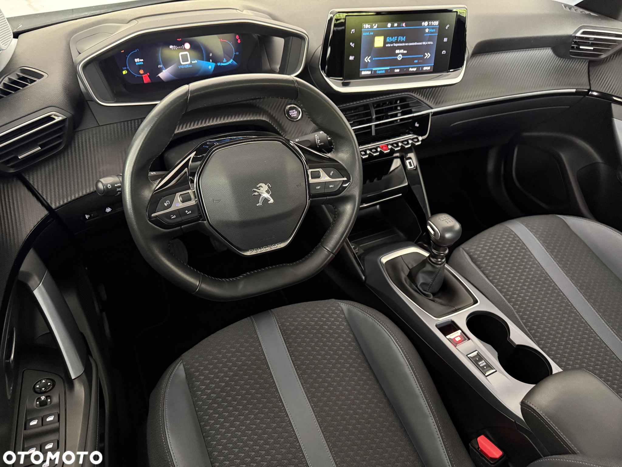 Peugeot 2008 1.5 BlueHDi Allure - 8