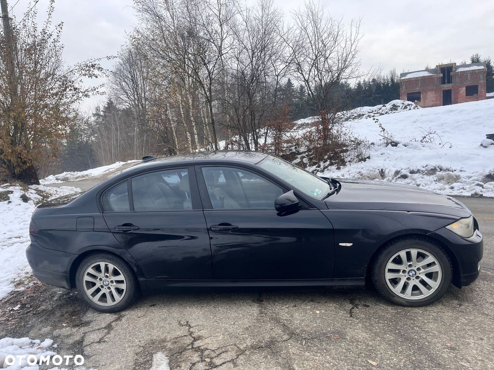 BMW Seria 3 318d - 5