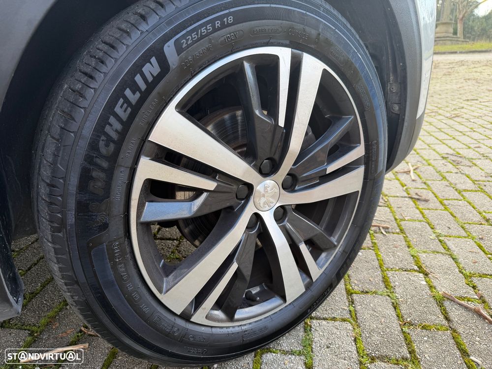 Peugeot 5008 1.5 BlueHDi GT Line EAT8 - 29