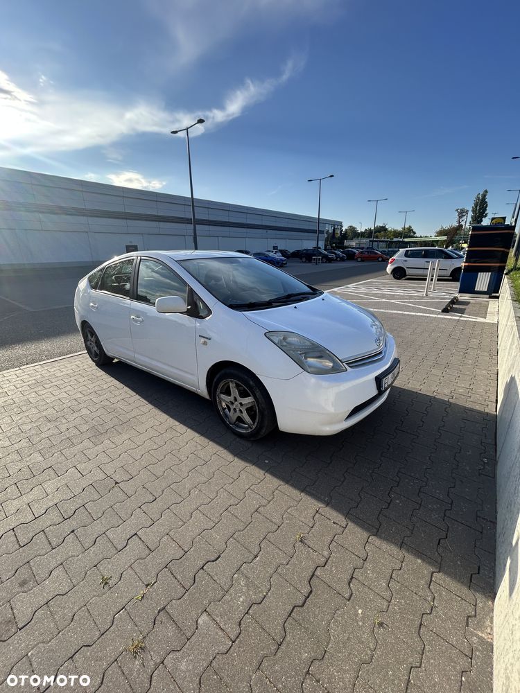 Toyota Prius 1.5 VVT-i Sol (nav) - 7