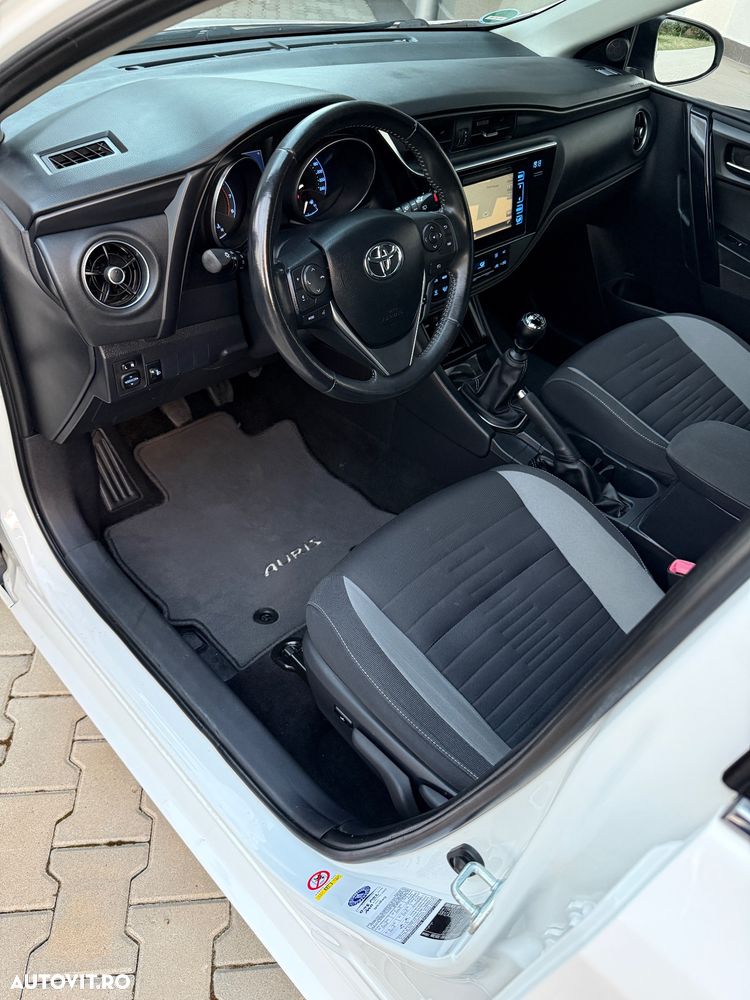 Toyota Auris 1.2 Turbo Design Edition - 19