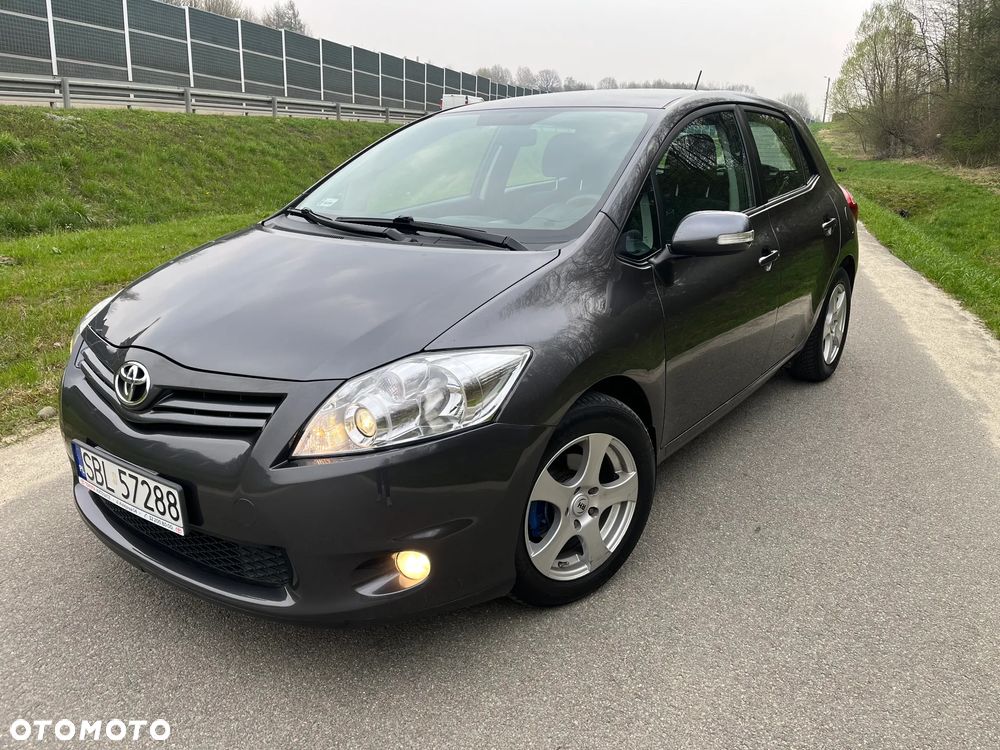 Toyota Auris 1.33 VVT-i Terra Start - 5