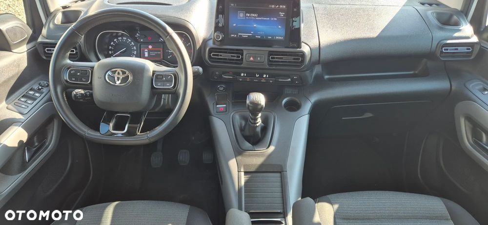 Toyota Proace City Verso Long 1.5 D-4D Business - 8