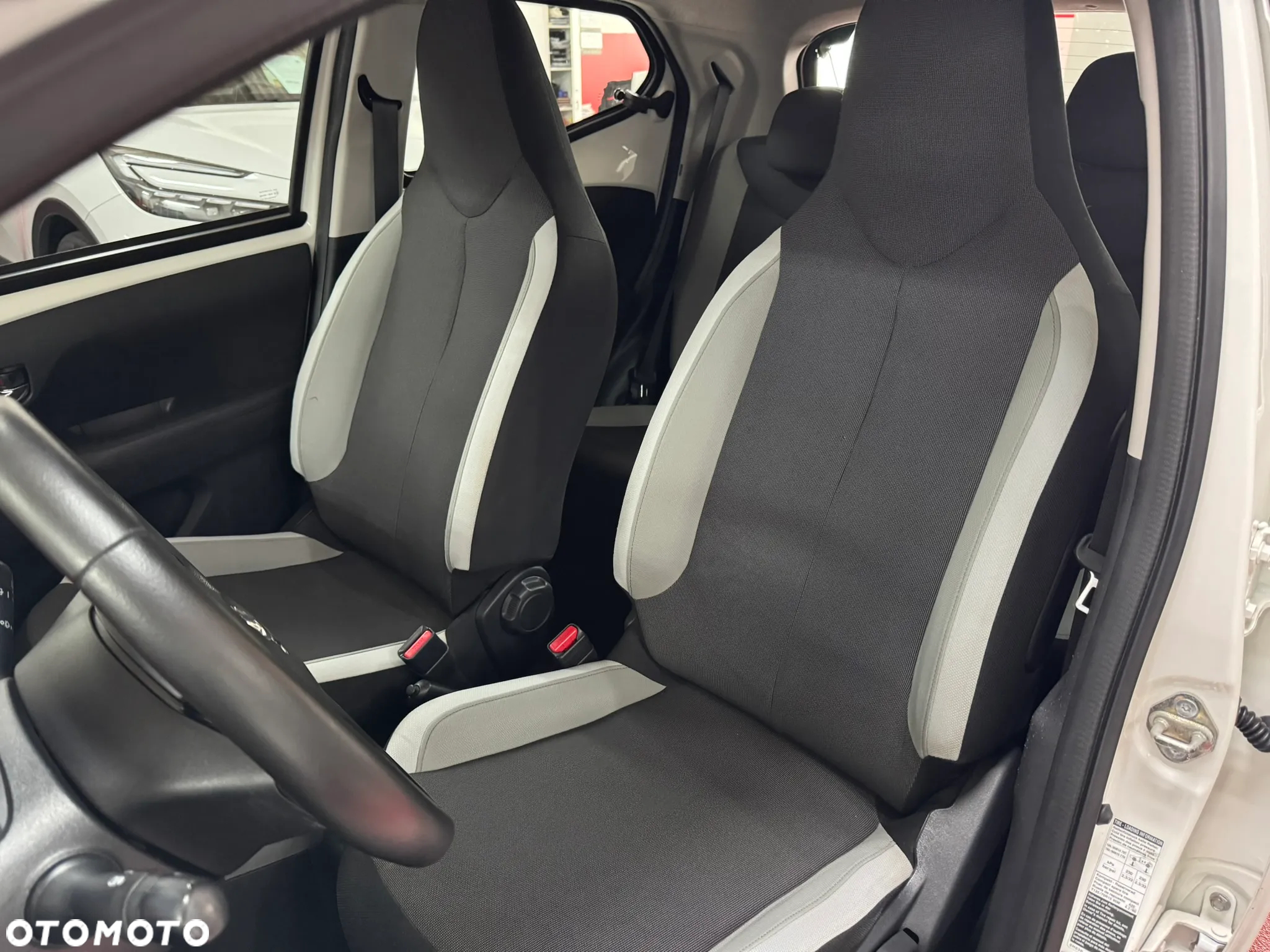 Toyota Aygo - 14