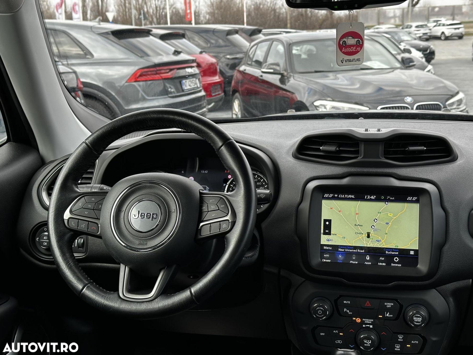 Jeep Renegade - 9