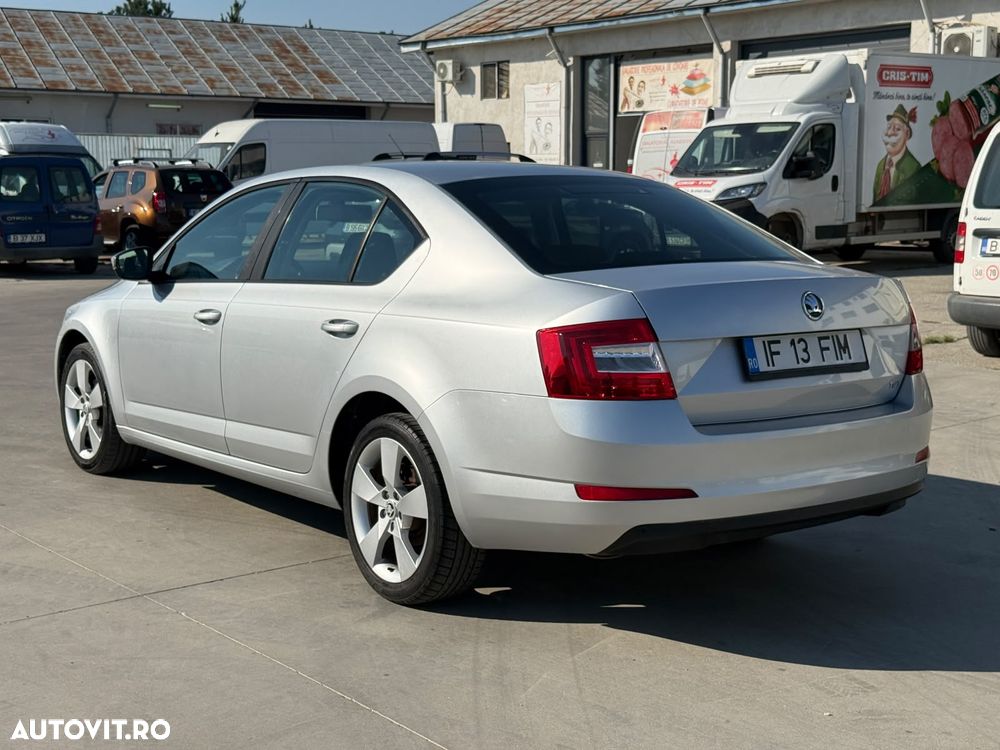 SKODA Octavia 2013 — imagine 5