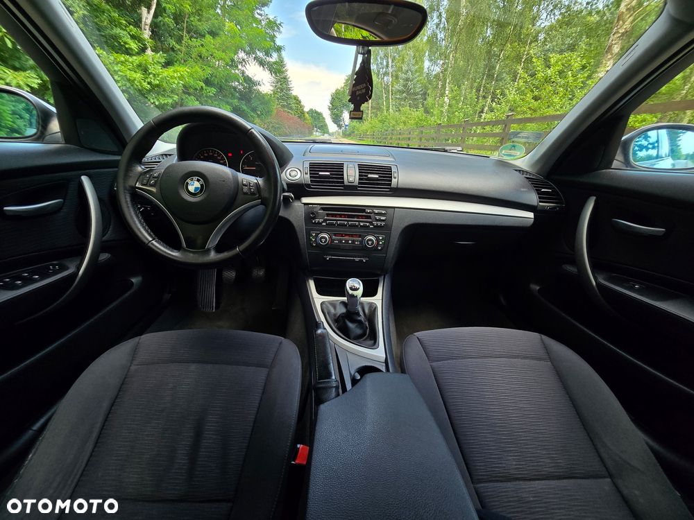 BMW Seria 1 118d - 33