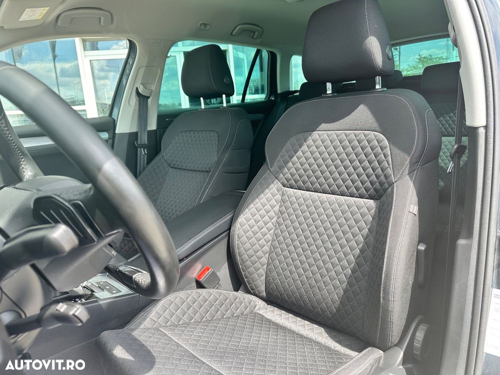 Skoda Superb 2.0 TDI DSG Ambition - 14