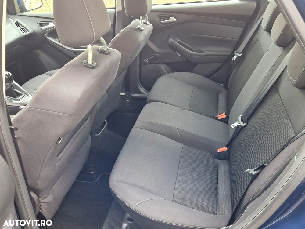 Ford Focus 1.0 EcoBoost Trend - 9