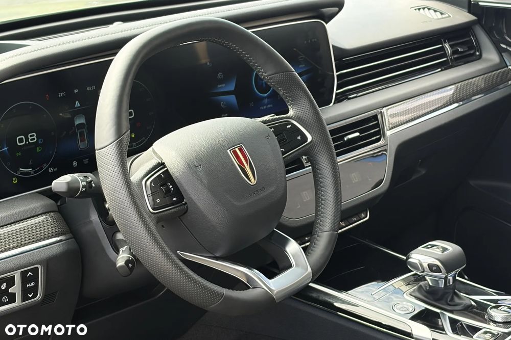Hongqi HS5 - 11