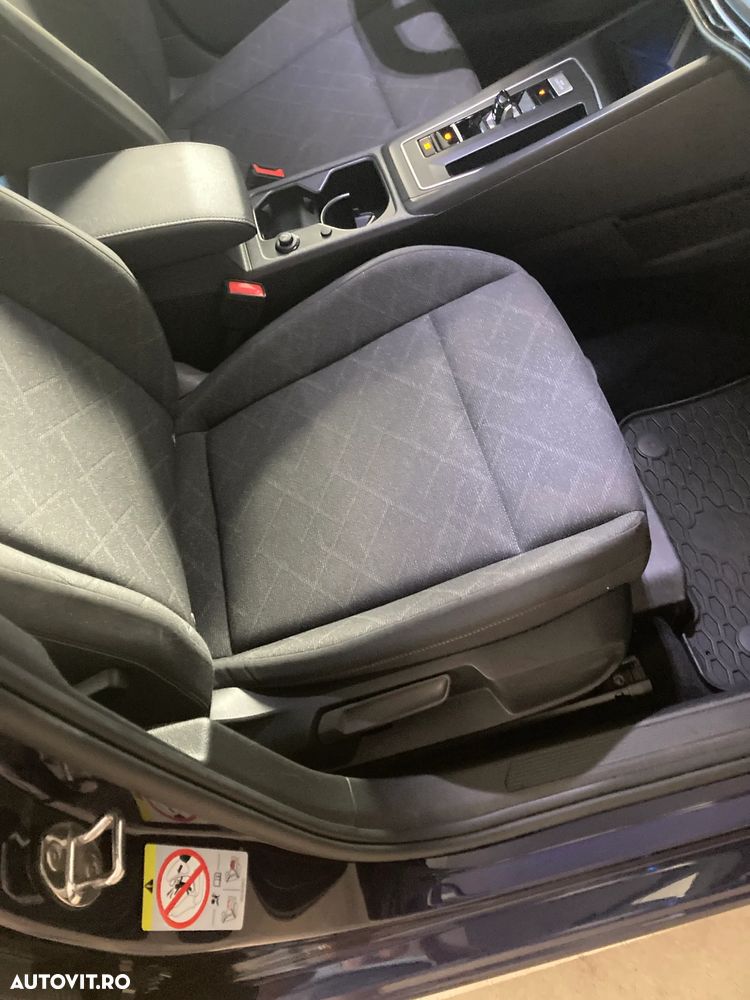 Volkswagen Golf 1.5 eTSI ACT DSG MHEV Life - 17