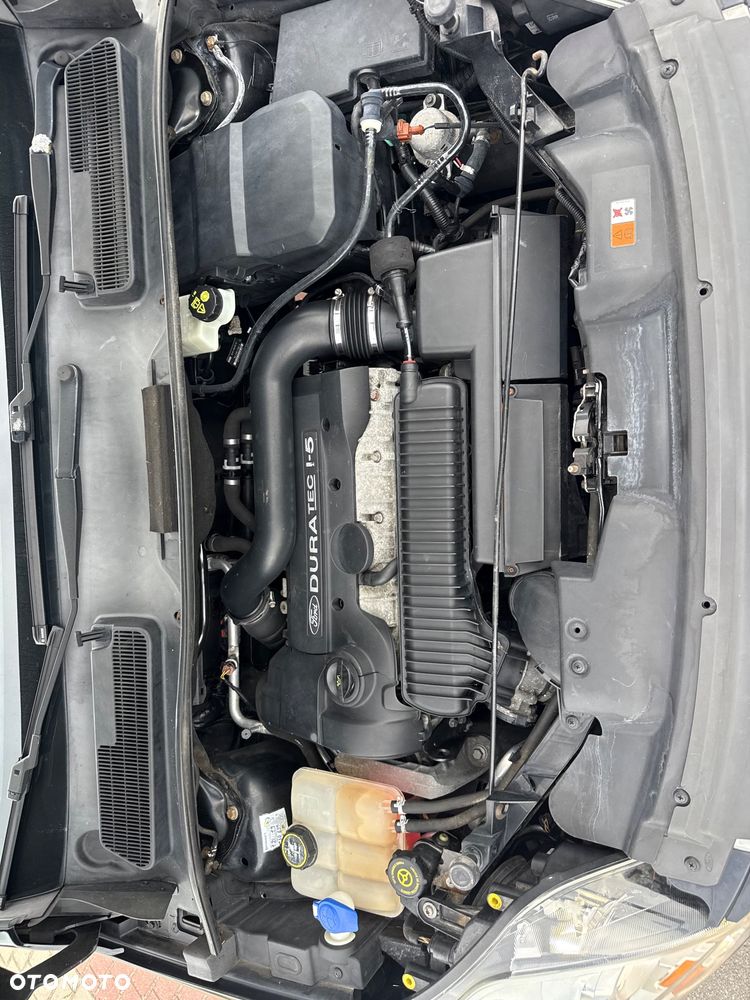 Ford Kuga 2.5 Individual - 33