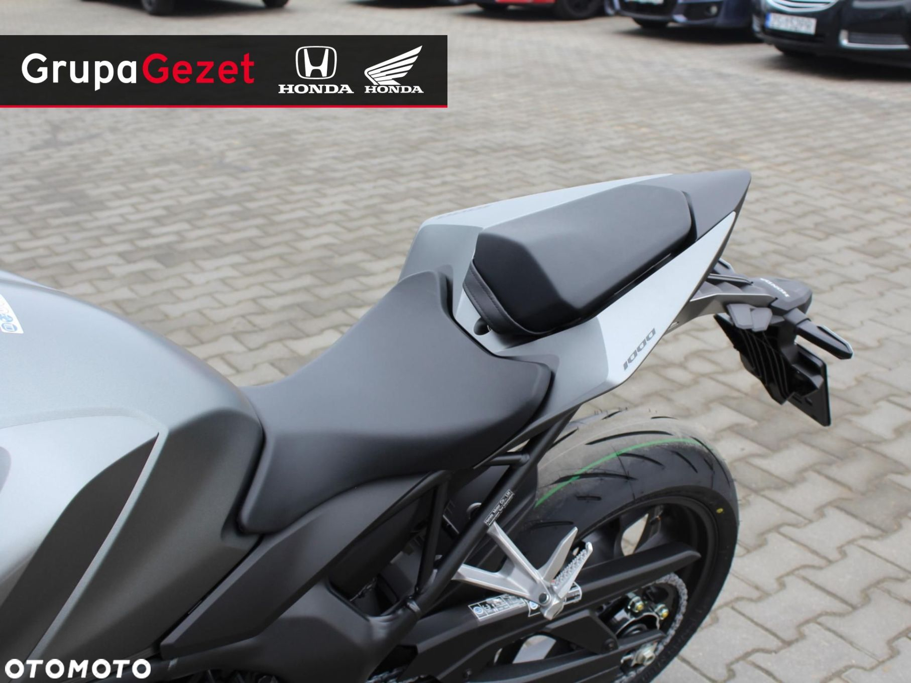 Honda CB - 8