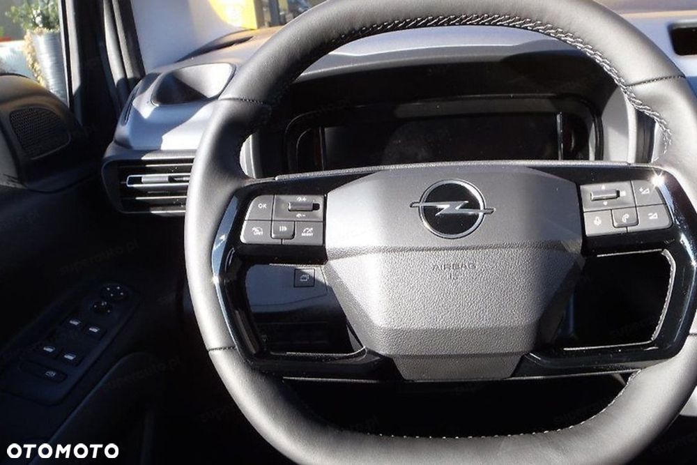 Opel Combo Van XL L2H1 1.5 130KM - 9