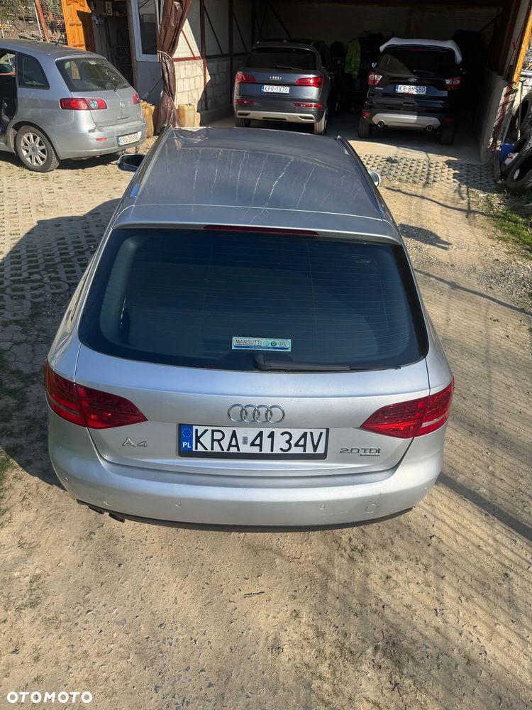 Audi A4 Avant 2.0 TDI DPF - 8