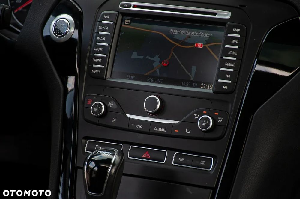 Ford Mondeo SW 2.0 EcoBoost Titanium S - 18