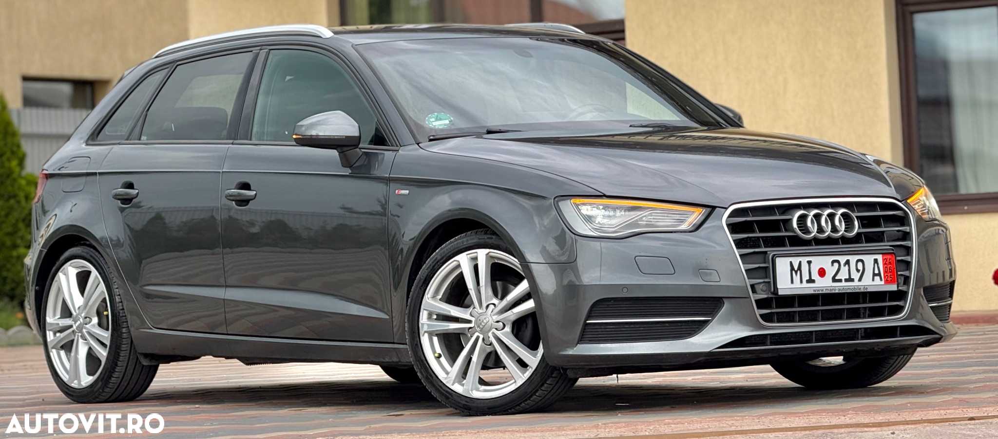 Audi A3 2.0 TDI Sportback S line Sportpaket - 2