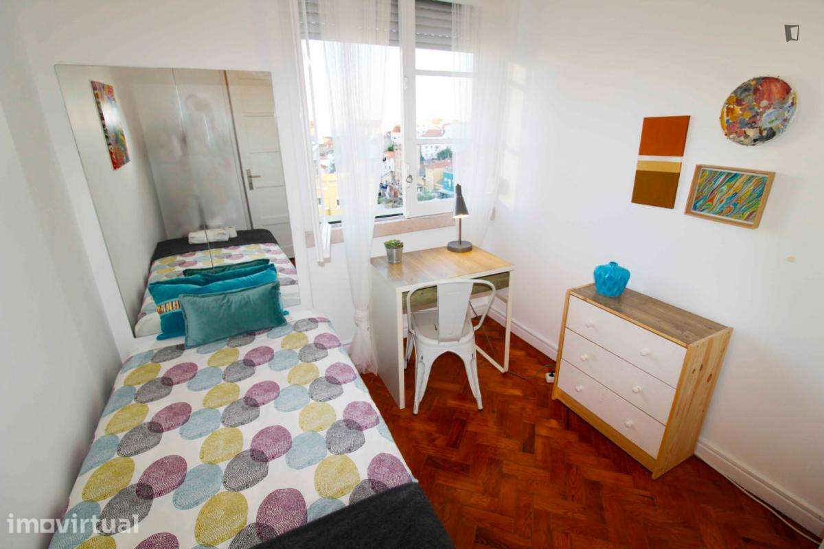Quarto - localizado em Santa Apolónia Lisbon - Grande imagem: 3/12