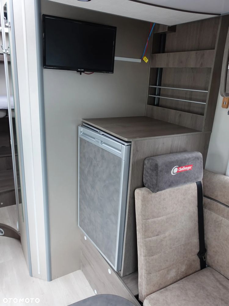 Challenger GRAPHITE EDITION - 18