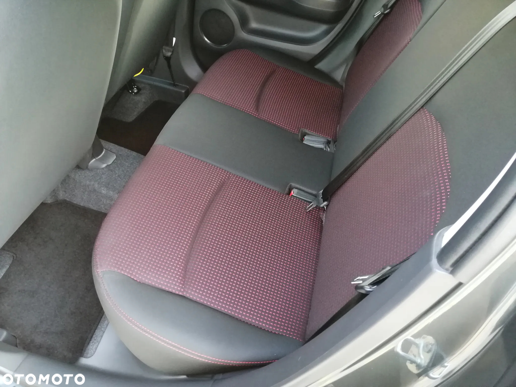 Mitsubishi Space Star AS&G 1.2 Select+ Black - 25