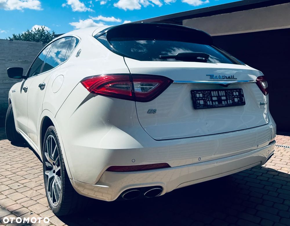 Maserati Levante S Q4 GranLusso - 4