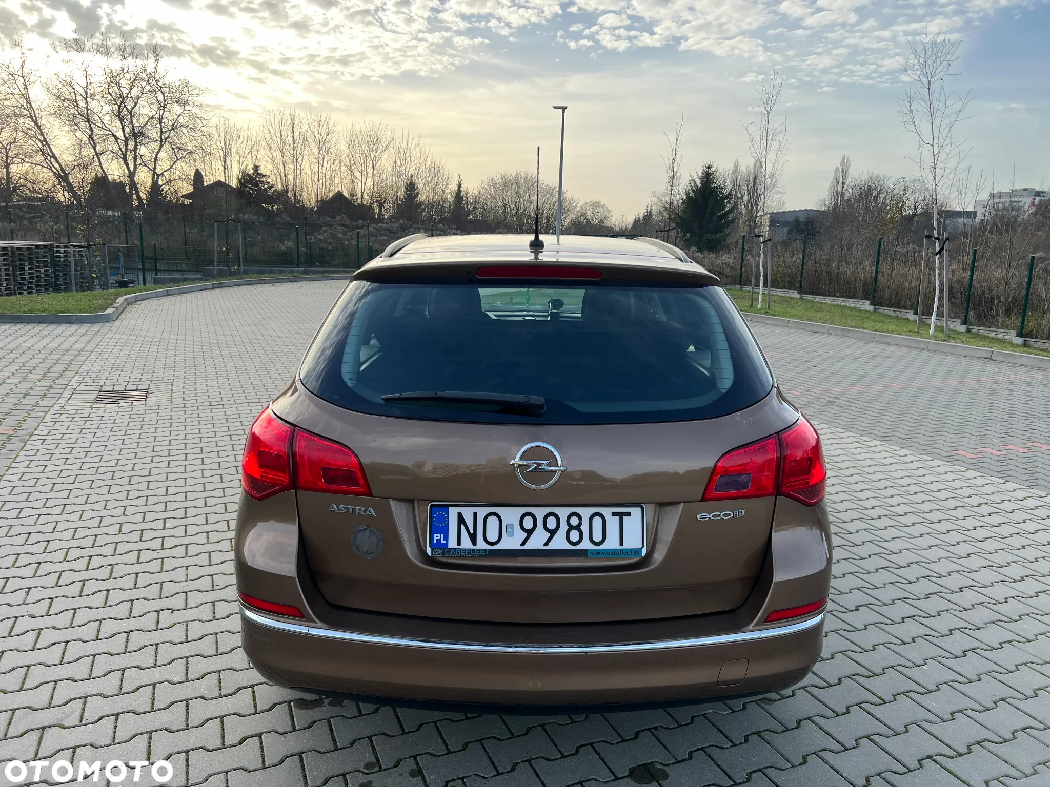 Opel Astra IV 1.4 T Enjoy - 14