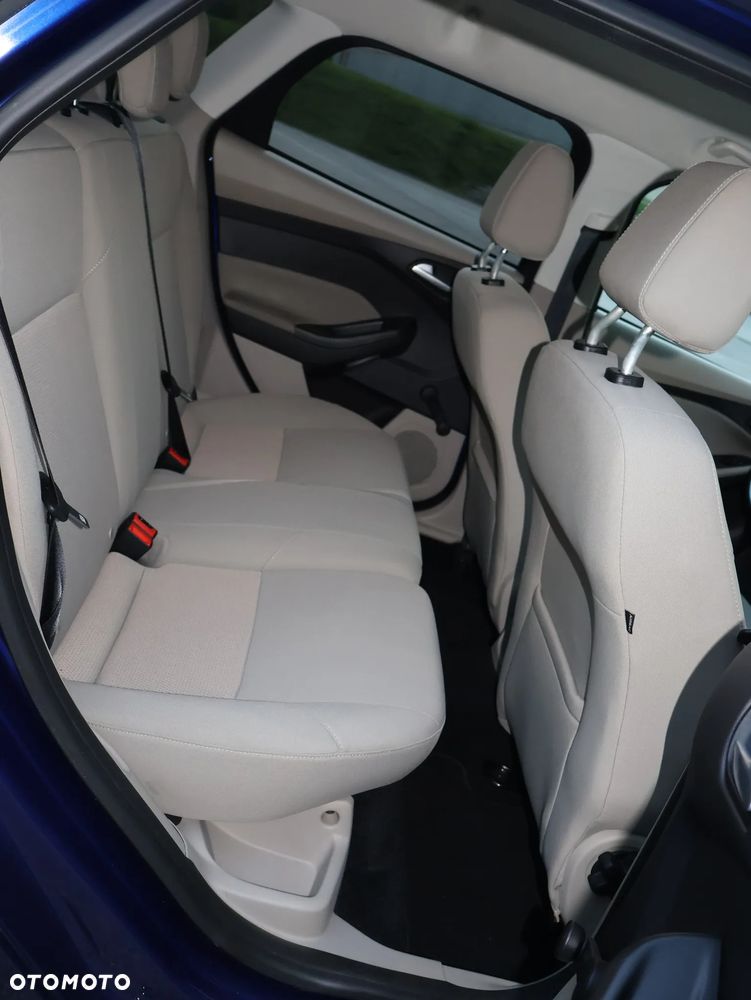 Ford Focus 1.0 EcoBoost Trend - 8