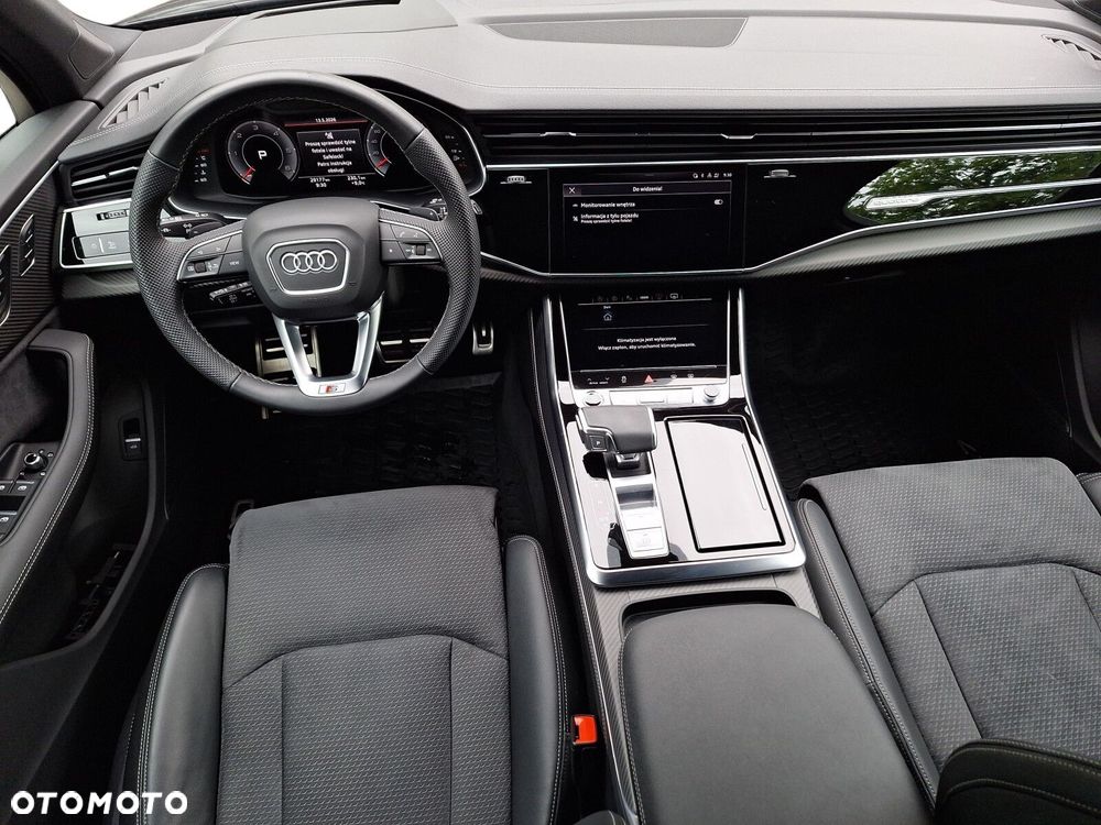 Audi Q7 - 10