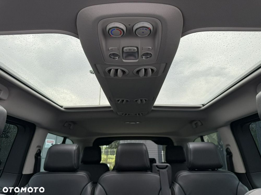 Opel Zafira 2.0 Diesel XL Business VIP - 34