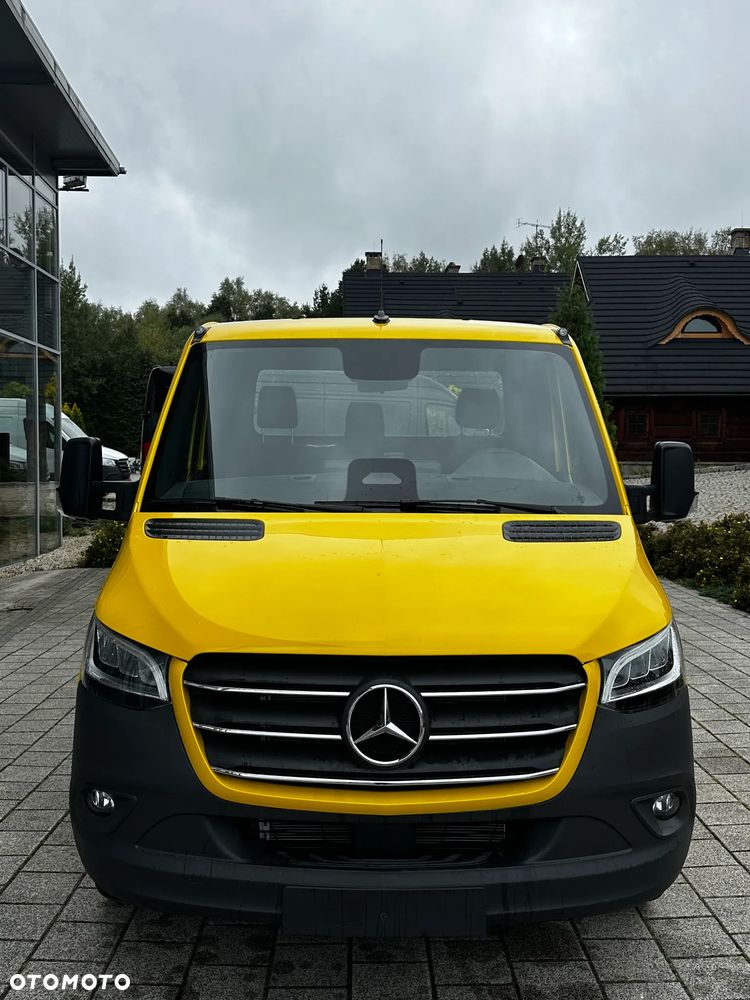 Mercedes-Benz Sprinter - 4