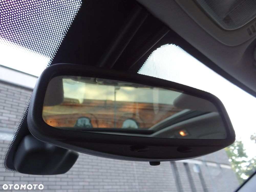 Peugeot 307 SW 110 OXYGO - 36
