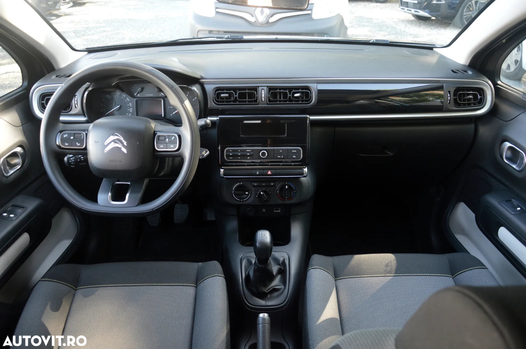 Citroën C3 Pure Tech 82 FEEL - 6