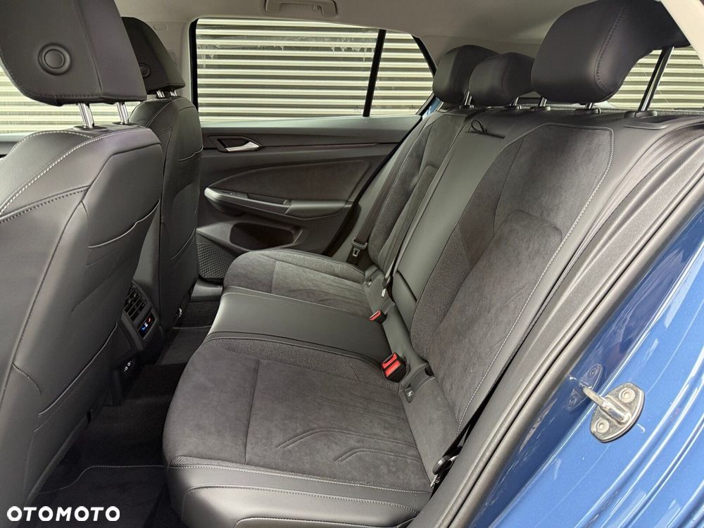 Volkswagen Golf - 15