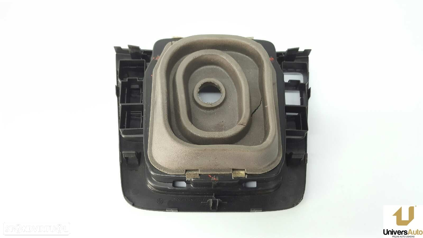 TAPA DA ALAVANCA DE MUDANÇA VOLKSWAGEN PASSAT BERLINA (3C2) HIGHLINE - 4