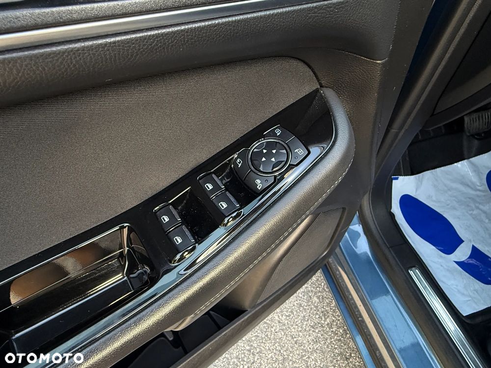 Ford S-Max 2.0 EcoBlue Titanium - 30